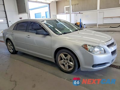 Czwarte zdjęcie samochodu z boku: 2010 CHEVROLET MALIBU LS VIN:1G1ZA5EB9AF311414 - miniatura