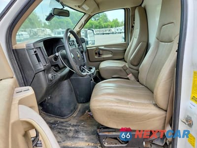 Zdjęcie 7 z 12 samochodu: 2015 CHEVROLET EXPRESS REFRIGERATED BOX TRUCK VIN:1GB6G5CG9F1154032 - miniatura