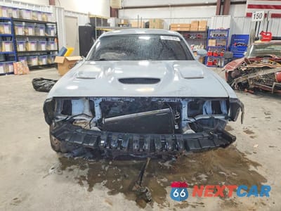 Piąte zdjęcie samochodu w środku: 2019 DODGE CHALLENGER R VIN:2C3CDZFJ1KH552311 - miniatura