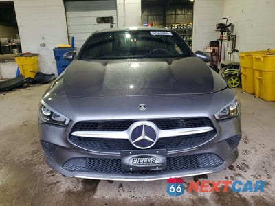 Piąte zdjęcie samochodu w środku: 2021 MERCEDES-BENZ CLA 250 4MATIC VIN:W1K5J4HB8MN157872 - miniatura