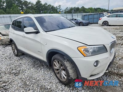 Czwarte zdjęcie samochodu z boku: 2014 BMW X3 XDRIVE28I VIN:5UXWX9C52E0D25324 - miniatura