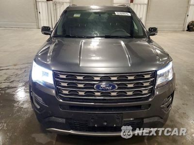 Piąte zdjęcie samochodu w środku: 2017 FORD EXPLORER XLT VIN:1FM5K8D84HGD89013 - miniatura