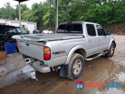 Trzecie zdjęcie samochodu z tyłu: 2004 TOYOTA TACOMA DOUBLE CAB PRERUNNER VIN:5TEGN92N14Z336100 - miniatura