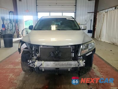Piąte zdjęcie samochodu w środku: 2014 NISSAN PATHFINDER S VIN:5N1AR2MN8EC633326 - miniatura