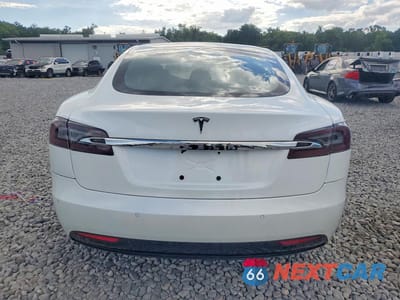 Zdjęcie 6 z 13 samochodu: 2018 TESLA MODEL S VIN:5YJSA1E24JF281793 - miniatura