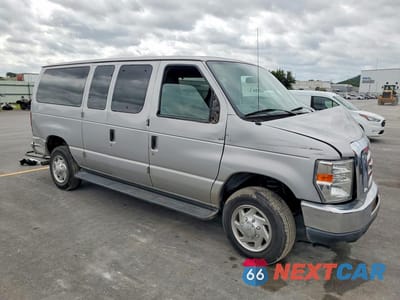 Czwarte zdjęcie samochodu z boku: 2014 FORD ECONOLINE E350 SUPER DUTY WAGON VIN:1FBNE3BL1EDA28569 - miniatura