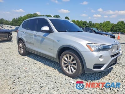 Czwarte zdjęcie samochodu z boku: 2016 BMW X3 XDRIVE28I VIN:5UXWX9C59G0D75267 - miniatura