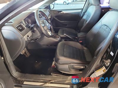 Zdjęcie 7 z 12 samochodu: 2012 VOLKSWAGEN JETTA GLI VIN:3VW4A7AJ5CM389277 - miniatura