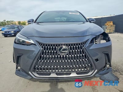 Piąte zdjęcie samochodu w środku: 2025 LEXUS NX 350H PREMIUM VIN:2T2GKCEZ6SC035759 - miniatura