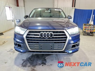 Piąte zdjęcie samochodu w środku: 2017 AUDI Q7 PRESTIGE VIN:WA1VAAF79HD001921 - miniatura