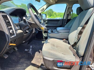Zdjęcie 7 z 12 samochodu: 2019 RAM 1500 CLASSIC TRADESMAN VIN:1C6RR7FTXKS542552 - miniatura