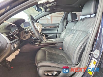 Zdjęcie 7 z 12 samochodu: 2019 BMW 740 I VIN:WBA7E2C55KB217261 - miniatura