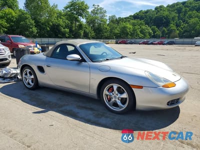 Czwarte zdjęcie samochodu z boku: 2002 PORSCHE BOXSTER VIN:WP0CA29892U624423 - miniatura