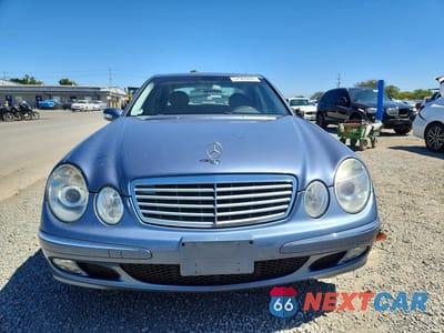 Piąte zdjęcie samochodu w środku: 2003 MERCEDES-BENZ E 320 VIN:WDBUF65J53A151918 - miniatura