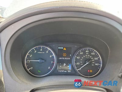 Zdjęcie 9 z 12 samochodu: 2020 MITSUBISHI OUTLANDER SE VIN:JA4AZ3A3XLZ024532 - miniatura