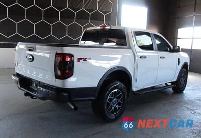 Czwarte zdjęcie samochodu z boku: 2024 FORD RANGER XLT VIN:1FTER4HP3RLE44215 - miniatura