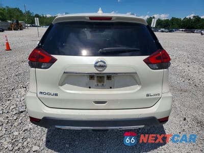 Zdjęcie 6 z 13 samochodu: 2018 NISSAN ROGUE SL VIN:JN8AT2MV0JW313856 - miniatura