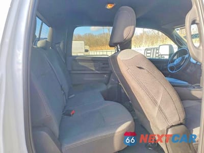 Zdjęcie 10 z 12 samochodu: 2024 RAM 3500 TRADESMAN VIN:3C63R3CL1RG166974 - miniatura