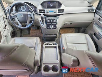 Zdjęcie 8 z 13 samochodu: 2013 HONDA ODYSSEY EXL VIN:5FNRL5H60DB013522 - miniatura