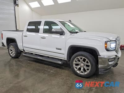 Czwarte zdjęcie samochodu z boku: 2018 GMC SIERRA K1500 SLT VIN:3GTU2NEC4JG607480 - miniatura