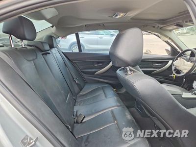 Zdjęcie 10 z 12 samochodu: 2013 BMW 320 I VIN:WBA3B1C58DF461841 - miniatura