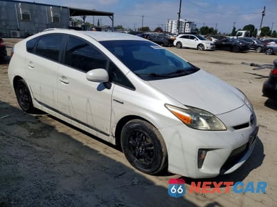 Czwarte zdjęcie samochodu z boku: 2012 TOYOTA PRIUS FOUR VIN:JTDKN3DU2C5483491 - miniatura