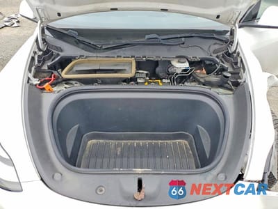 Zdjęcie 12 z 14 samochodu: 2020 TESLA MODEL Y VIN:5YJYGDEE3LF050729 - miniatura