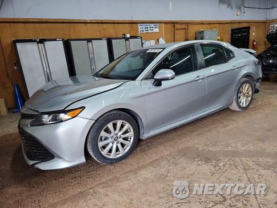 2020 TOYOTA CAMRY LE 4T1C11AK0LU387769 - główne zdjęcie licytacji z USA - miniatura