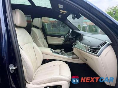 Zdjęcie 12 z 14 samochodu: 2022 BMW X7 XDRIVE40I VIN:5UXCW2C04N9M02866 - miniatura