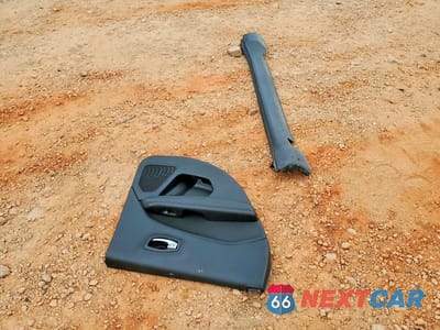 Zdjęcie 13 z 14 samochodu: 2021 JEEP COMPASS LATITUDE VIN:3C4NJDBB6MT530829 - miniatura