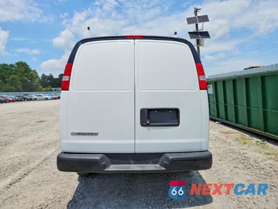 Zdjęcie 6 z 13 samochodu: 2026 CHEVROLET EXPRESS G2500 DELIVERY VAN VIN:1GCWGAFP9T1202334 - miniatura