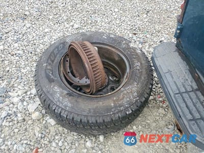 Zdjęcie 13 z 14 samochodu: 1997 CHEVROLET SUBURBAN VIN:1GNFK16R8VJ409212 - miniatura