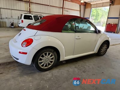 Trzecie zdjęcie samochodu z tyłu: 2006 VOLKSWAGEN NEW BEETLE CONVERTIBLE OPTION PACKAGE 2 VIN:3VWSF31YX6M333144 - miniatura