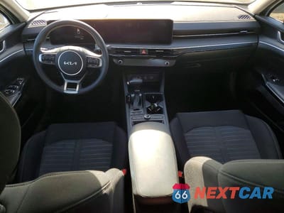Zdjęcie 8 z 13 samochodu: 2025 KIA K5 LXS VIN:KNAG24J70S5359041 - miniatura