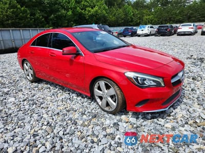 Czwarte zdjęcie samochodu z boku: 2019 MERCEDES-BENZ CLA 250 VIN:WDDSJ4EB0KN769620 - miniatura