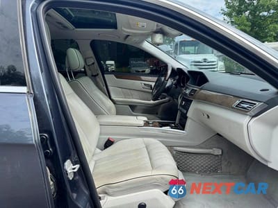 Zdjęcie 7 z 12 samochodu: 2016 MERCEDES-BENZ E 350 4MATIC VIN:WDDHF8JB5GB185229 - miniatura
