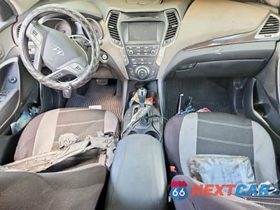 Zdjęcie 8 z 13 samochodu: 2018 HYUNDAI SANTA FE SPORT 2.4L VIN:5XYZU3LB7JG559759 - miniatura