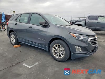 Czwarte zdjęcie samochodu z boku: 2020 CHEVROLET EQUINOX LS VIN:2GNAXHEV6L6272932 - miniatura