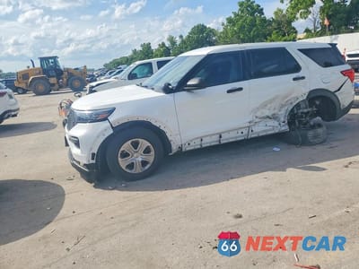 2024 FORD EXPLORER POLICE INTERCEPTOR 1FM5K8AB2RGA03139 - główne zdjęcie licytacji z USA - miniatura