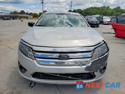 Piąte zdjęcie samochodu w środku: 2011 FORD FUSION S VIN:3FAHP0GAXBR206822 - miniatura
