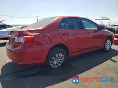 Trzecie zdjęcie samochodu z tyłu: 2013 TOYOTA COROLLA LE VIN:5YFBU4EE5DP104391 - miniatura