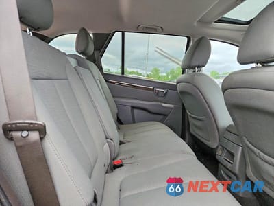 Zdjęcie 11 z 13 samochodu: 2010 HYUNDAI SANTA FE GLS VIN:5NMSGDAB6AH412887 - miniatura