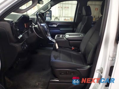 Zdjęcie 7 z 12 samochodu: 2024 CHEVROLET SILVERADO K2500 HEAVY DUTY LT VIN:1GB4YNEY6RF322534 - miniatura