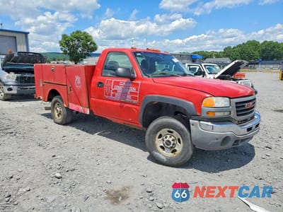 Czwarte zdjęcie samochodu z boku: 2005 GMC SIERRA K2500 HEAVY DUTY VIN:1GDHK24U95E195219 - miniatura