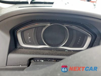 Zdjęcie 9 z 13 samochodu: 2017 VOLVO XC60 T6 INSCRIPTION VIN:YV449MRU6H2212841 - miniatura