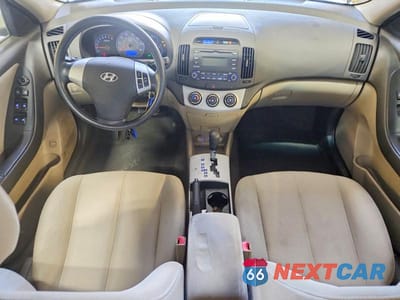 Zdjęcie 8 z 12 samochodu: 2009 HYUNDAI ELANTRA GLS VIN:KMHDU46D39U601668 - miniatura