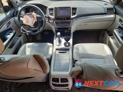 Zdjęcie 8 z 13 samochodu: 2017 HONDA PILOT EXL VIN:5FNYF5H52HB044710 - miniatura