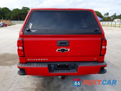 Zdjęcie 6 z 13 samochodu: 2018 CHEVROLET SILVERADO K1500 LT VIN:3GCUKREC1JG357929 - miniatura