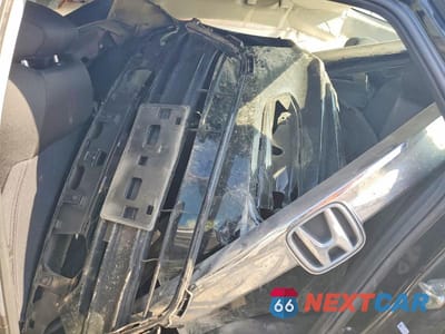 Zdjęcie 10 z 12 samochodu: 2019 HONDA ACCORD LX VIN:1HGCV1F17KA132448 - miniatura