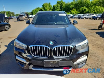 Piąte zdjęcie samochodu w środku: 2019 BMW X3 XDRIVE30I VIN:5UXTR9C58KLD94347 - miniatura